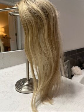 LAUREN ASHTYN COLLECTION Elsie Light   Volume Hair Topper